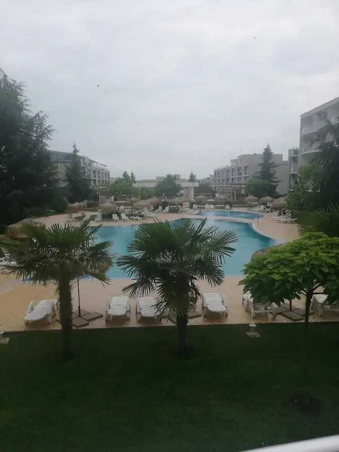 Atlantis Resort D111 Апартамент Burgas Apartment